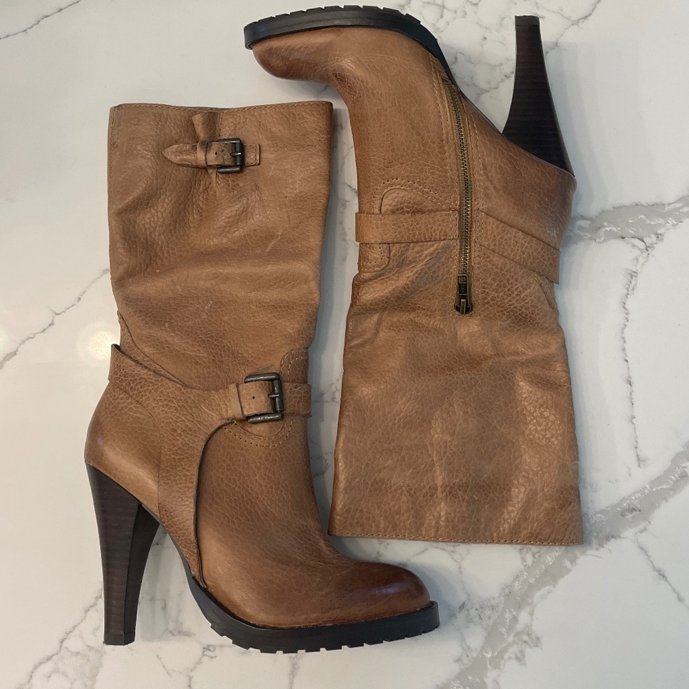 Mia Limited Edition boots
